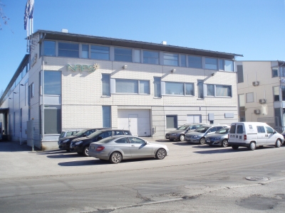 Hallit Helsingin Konalassa, yhteensä 5 kpl Laatumetallin toteutuksena